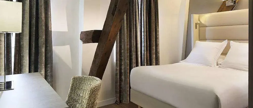 Hotel Jacques De Molay 3*