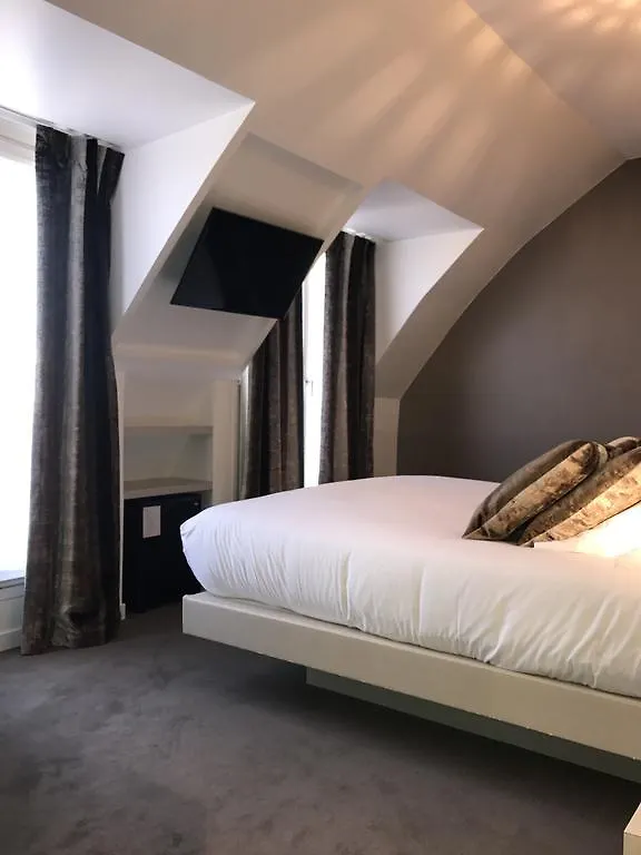 Jacques De Molay Hotel Paris